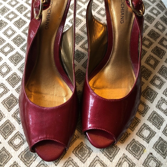 Arturo Chiang ruby red heels 8 - Picture 4 of 6